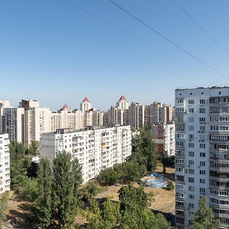 Чудова Квартира Для Відпочинку І Роботи На Оболоні Kiev Exterior foto
